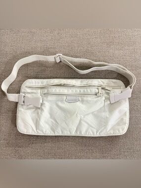 Vtg Samsonite Cream 2-Pocket
TRAVEL Money Fanny BELT Hide Cash
Conceal Valuables